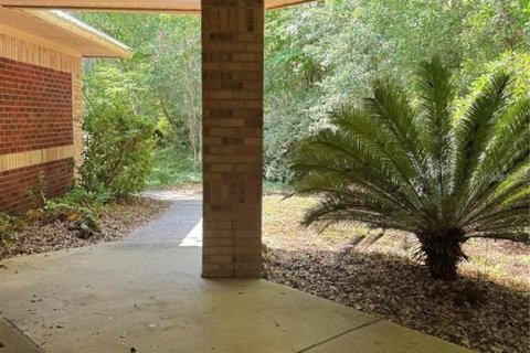 Propiedad comercial en alquiler en Gainesville, Florida, 142.14 m2 № 1677361 - foto 3