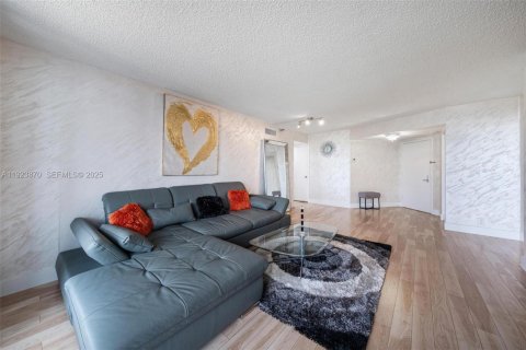 Condo in Aventura, Florida, 3 bedrooms  № 1982157 - photo 5