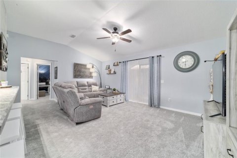 House in Summerfield, Florida 3 bedrooms, 128.21 sq.m. № 1866907 - photo 15