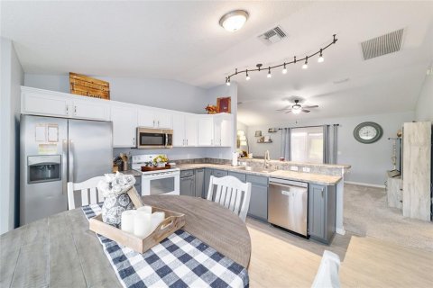 House in Summerfield, Florida 3 bedrooms, 128.21 sq.m. № 1866907 - photo 8