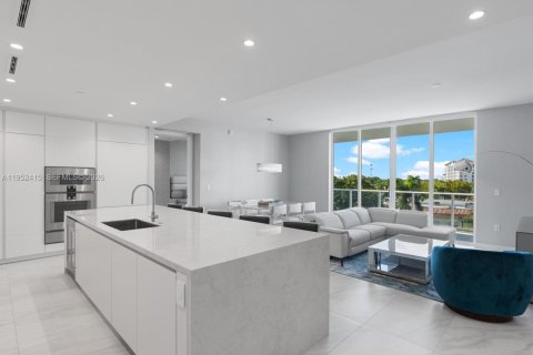 Condo in Boca Raton, Florida, 2 bedrooms  № 2006693 - photo 2