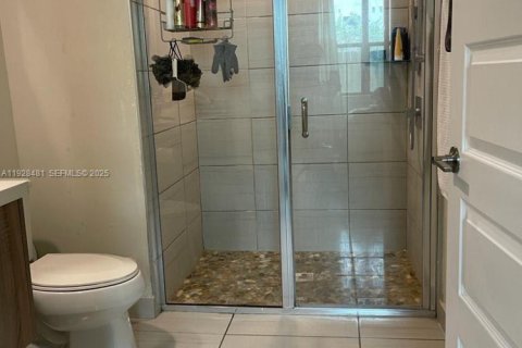 Copropriété à louer à Doral, Floride: 2 chambres, 97.36 m2 № 1987418 - photo 13