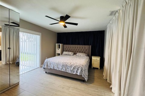 Villa ou maison à louer à Sarasota, Floride: 3 chambres, 128.02 m2 № 2259439 - photo 8