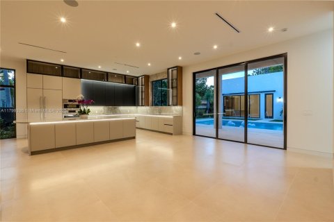 Villa ou maison à vendre à Miami, Floride: 5 chambres, 395.3 m2 № 1714804 - photo 8