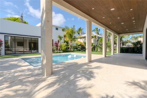 Villa ou maison à vendre à Miami, Floride: 5 chambres, 395.3 m2 № 1714804 - photo 26
