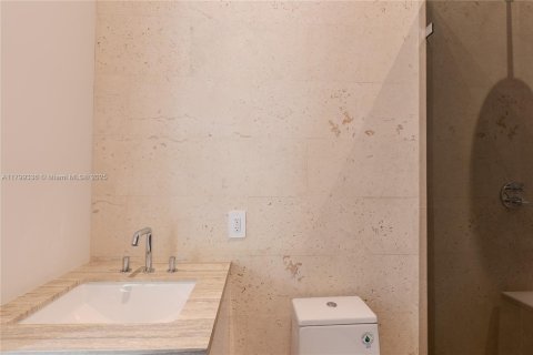 Villa ou maison à vendre à Miami, Floride: 5 chambres, 395.3 m2 № 1714804 - photo 13
