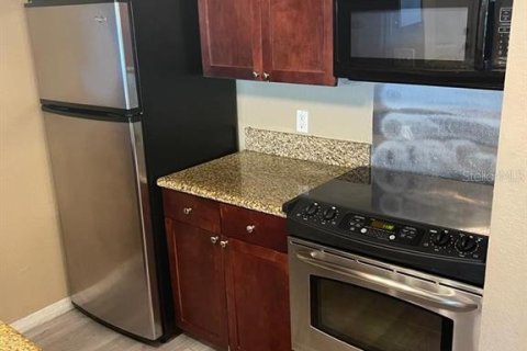 Condo in Orlando, Florida, 1 bedroom  № 1737247 - photo 8