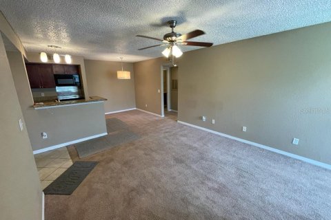 Condo in Orlando, Florida, 1 bedroom  № 1737247 - photo 12