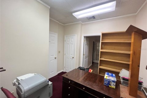 Commercial property in Winter Haven, Florida 119.1 sq.m. № 2239521 - photo 10