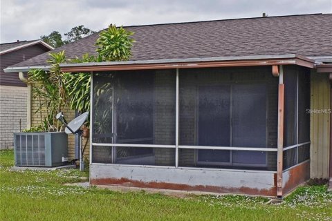 Appartement à louer à Thonotosassa, Floride: 2 chambres, 73.76 m2 № 2410506 - photo 2