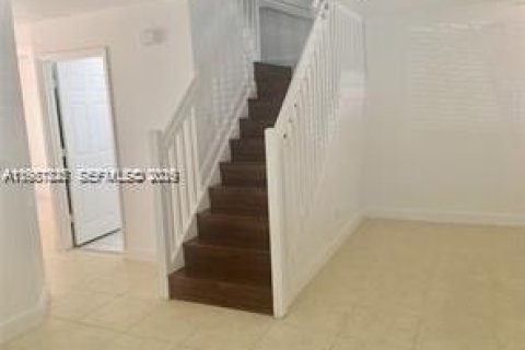 Adosado en alquiler en Pembroke Pines, Florida, 3 dormitorios, 136.38 m2 № 2051793 - foto 5