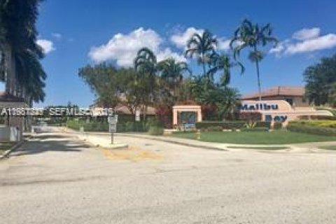 Adosado en alquiler en Pembroke Pines, Florida, 3 dormitorios, 136.38 m2 № 2051793 - foto 8