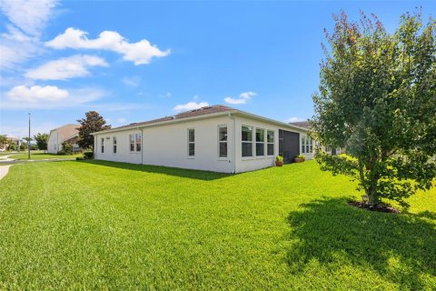 House in Wesley Chapel, Florida 5 bedrooms, 343.46 sq.m. № 1851441 - photo 9