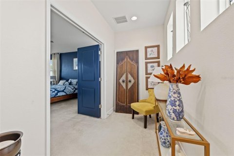 House in Wesley Chapel, Florida 5 bedrooms, 343.46 sq.m. № 1851441 - photo 10