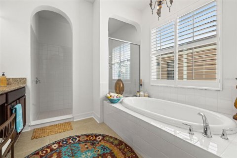 House in Wesley Chapel, Florida 5 bedrooms, 343.46 sq.m. № 1851441 - photo 4