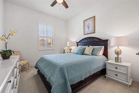 House in Wesley Chapel, Florida 5 bedrooms, 343.46 sq.m. № 1851441 - photo 15
