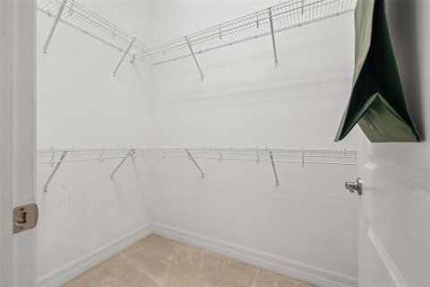 House in Wesley Chapel, Florida 5 bedrooms, 343.46 sq.m. № 1851441 - photo 2