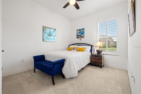 House in Wesley Chapel, Florida 5 bedrooms, 343.46 sq.m. № 1851441 - photo 17