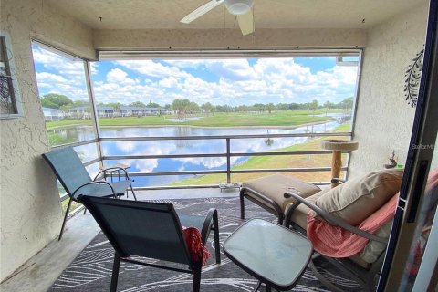 Condominio en alquiler en Sarasota, Florida, 2 dormitorios, 103.86 m2 № 1851166 - foto 15