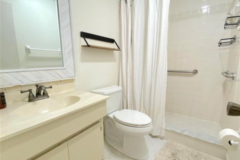Condominio en alquiler en Sarasota, Florida, 2 dormitorios, 103.86 m2 № 1851166 - foto 26