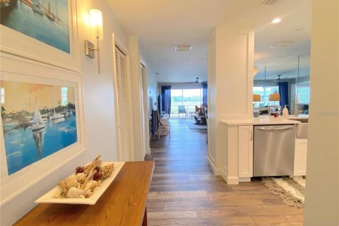 Condominio en alquiler en Sarasota, Florida, 2 dormitorios, 103.86 m2 № 1851166 - foto 3