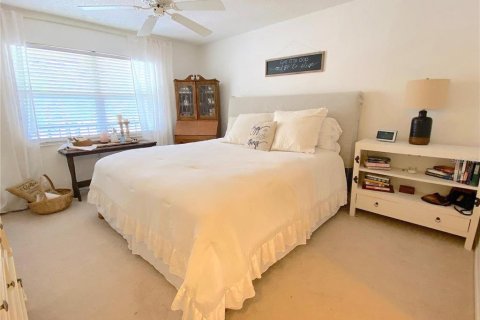 Condominio en alquiler en Sarasota, Florida, 2 dormitorios, 103.86 m2 № 1851166 - foto 19