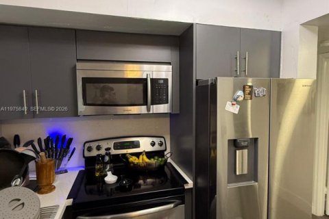 Купить кондоминиум в Майами, Флорида 3 спальни, 101.26м2, № 2040223 - фото 6