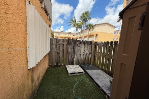 Купить кондоминиум в Майами, Флорида 3 спальни, 101.26м2, № 2040223 - фото 18