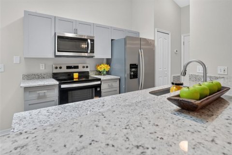 Casa en venta en Deltona, Florida, 3 dormitorios, 123.84 m2 № 2134237 - foto 2