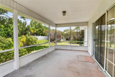 Casa en venta en Deltona, Florida, 3 dormitorios, 123.84 m2 № 2134237 - foto 11