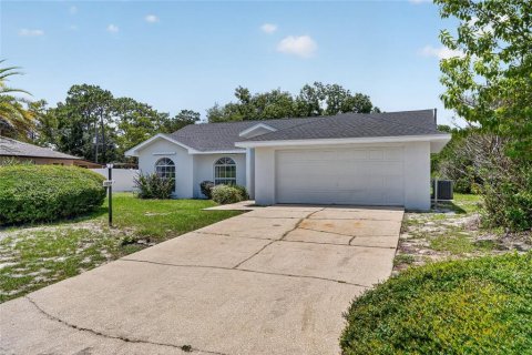 Casa en venta en Deltona, Florida, 3 dormitorios, 123.84 m2 № 2134237 - foto 27