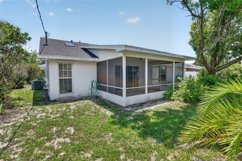 Casa en venta en Deltona, Florida, 3 dormitorios, 123.84 m2 № 2134237 - foto 26