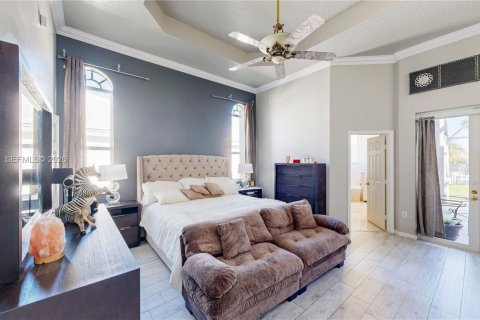 Купить виллу или дом в Хомстед, Флорида 5 спален, 228.54м2, № 2045543 - фото 22