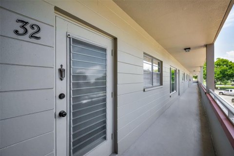 Condominio en venta en Clearwater, Florida, 2 dormitorios, 102.19 m2 № 2205237 - foto 6