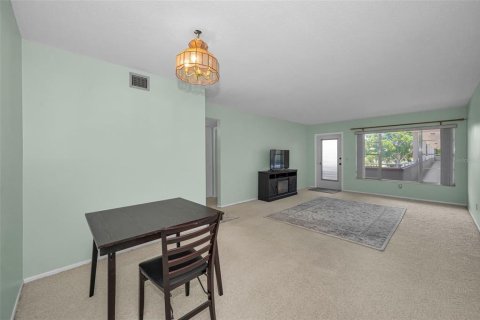 Condominio en venta en Clearwater, Florida, 2 dormitorios, 102.19 m2 № 2205237 - foto 14
