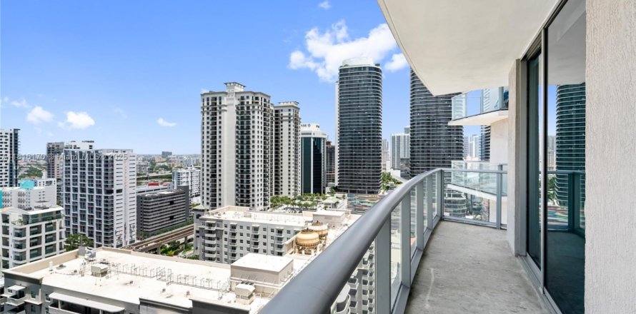 Студия в кондо в Майами, Флорида № 2039511