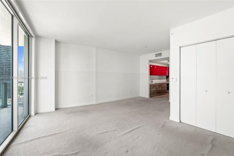 Купить кондоминиум в Майами, Флорида 49.24м2, № 2039511 - фото 30