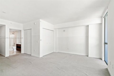 Купить кондоминиум в Майами, Флорида 49.24м2, № 2039511 - фото 28