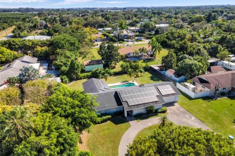 Casa en venta en Homestead, Florida, 3 dormitorios, 189.15 m2 № 1975902 - foto 5