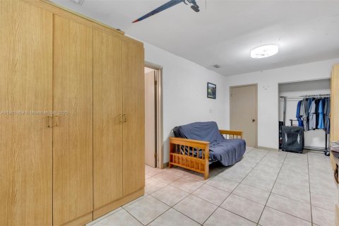 Casa en venta en Homestead, Florida, 3 dormitorios, 189.15 m2 № 1975902 - foto 23