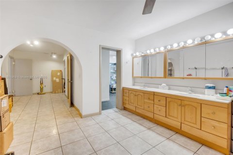 Casa en venta en Homestead, Florida, 3 dormitorios, 189.15 m2 № 1975902 - foto 18