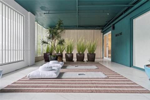 Copropriété à vendre à Miami, Floride: 6 chambres, 620.22 m2 № 1938141 - photo 29