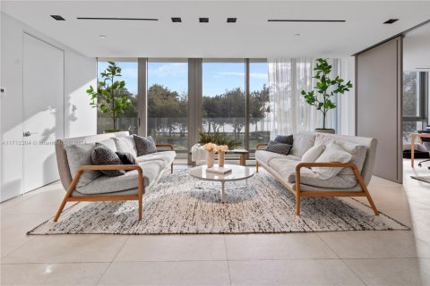 Copropriété à vendre à Miami, Floride: 6 chambres, 620.22 m2 № 1938141 - photo 2