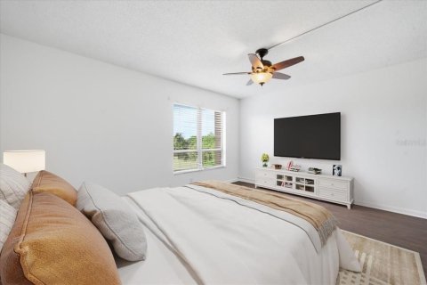 Condo in Tampa, Florida, 2 bedrooms № 2113952 - photo 27