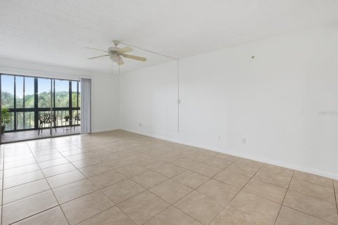 Condo in Tampa, Florida, 2 bedrooms № 2113952 - photo 19