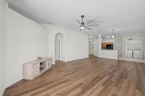 Villa ou maison à vendre à Gibsonton, Floride: 3 chambres, 137.68 m2 № 2345524 - photo 15