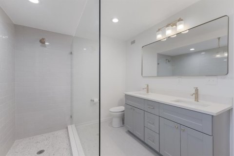 House in Sarasota, Florida 3 bedrooms, 102.56 sq.m. № 1625459 - photo 6