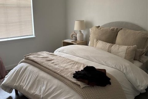 Condo in Orlando, Florida, 1 bedroom  № 1906184 - photo 13