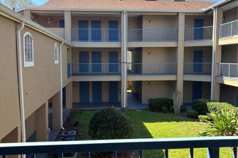 Condo in Orlando, Florida, 1 bedroom  № 1906184 - photo 9