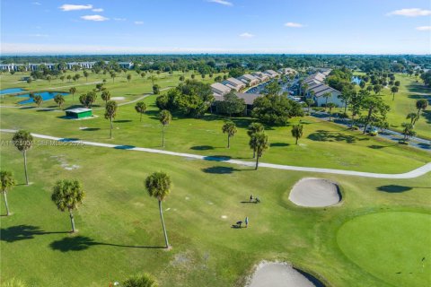 Купить кондоминиум в Мелборн, Флорида 5 комнат, 94.76м2, № 1983476 - фото 21